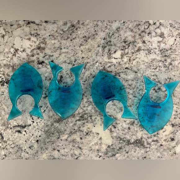 Crate&Barrel Melamine fish plates appetizer plates plastic martini & cup holders - Picture 9 of 12